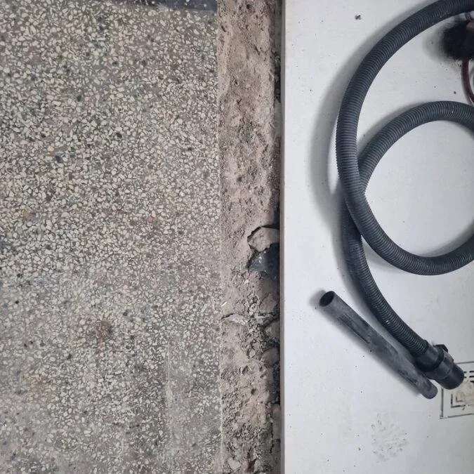 Comment protéger un sol en granite contre les dommages causés par les meubles lourds ?
